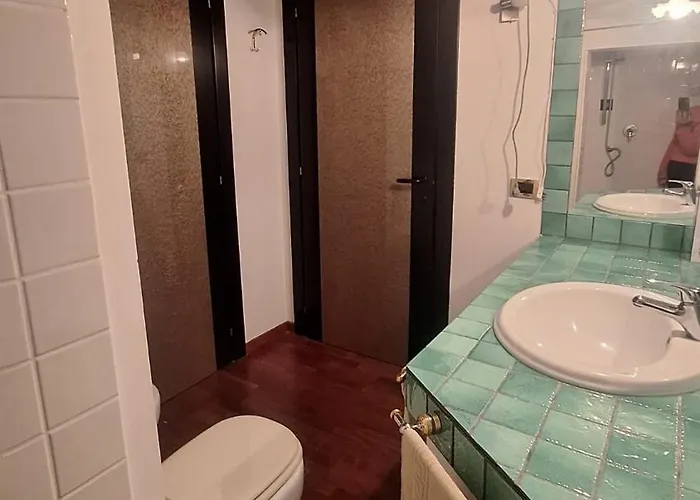 Cconforthotels La Finestra Sulla Corte Appartamento Taranto