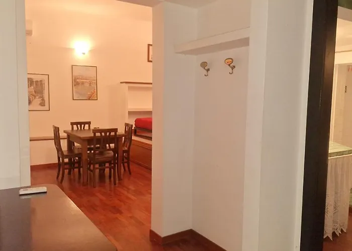 Cconforthotels La Finestra Sulla Corte Taranto