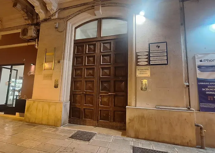 Cconforthotels La Finestra Sulla Corte